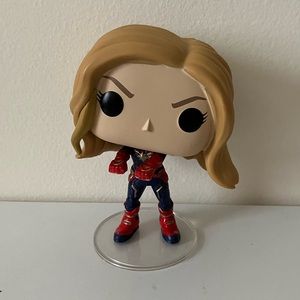 Captain Marvel Pop Funko